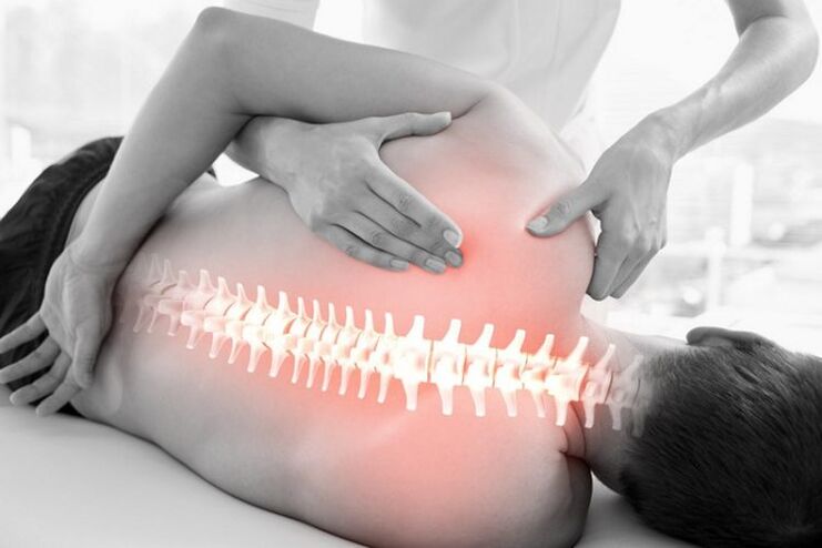 Manual therapy session for osteochondrosis of the thoracic spine.